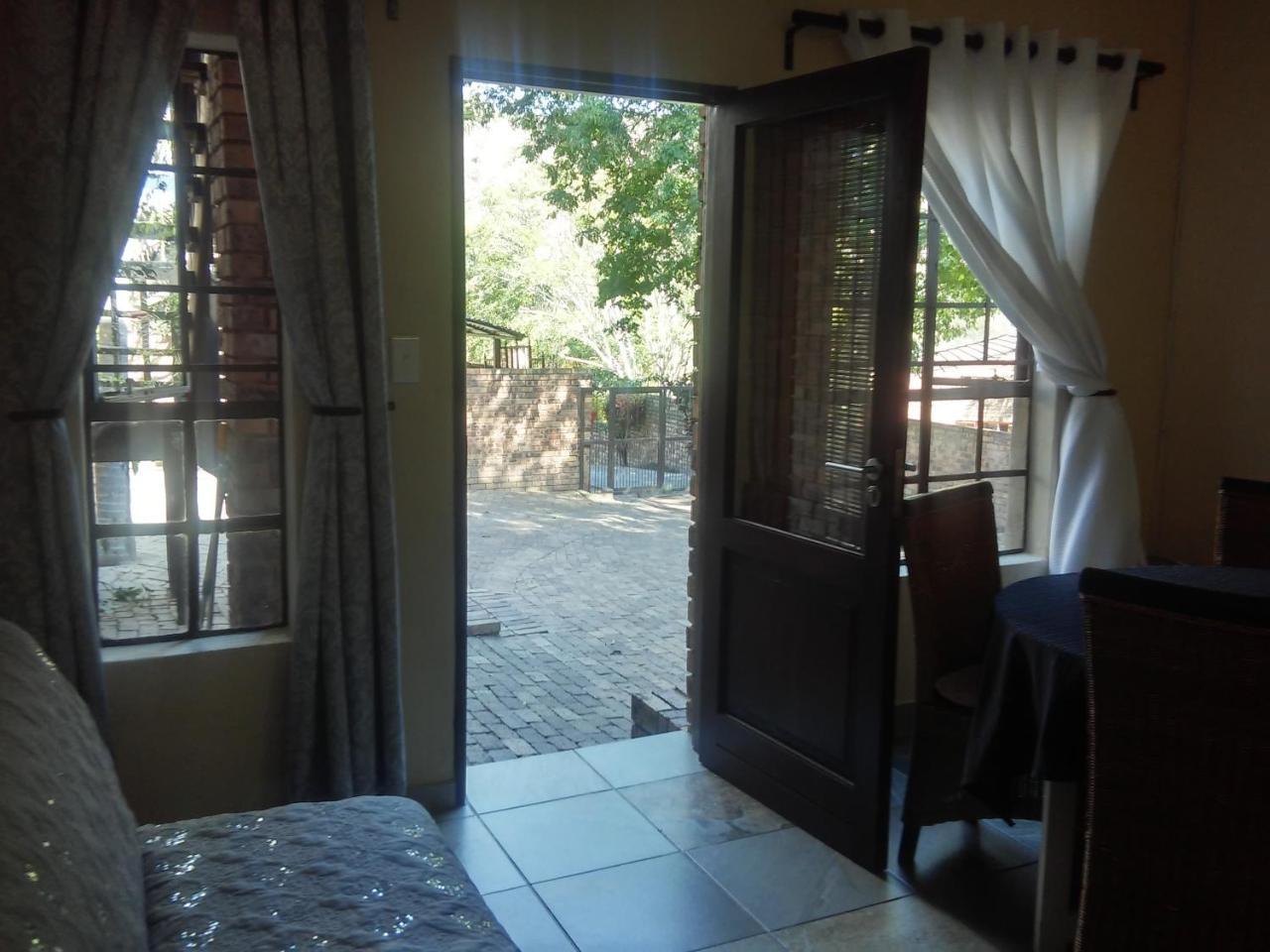 13 @ Rhinoroad Nelspruit Apartment Mbombela Exterior photo